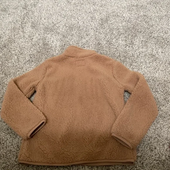 Amazon Essentials Kids Tan Fleece Jacket - Picture 2 of 3